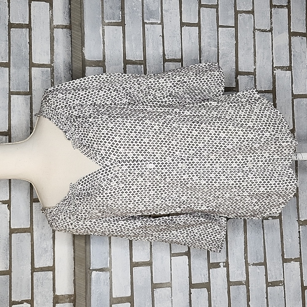 Nwt Basic Editions 3/4 Sleeve Button Up Black And… - image 2